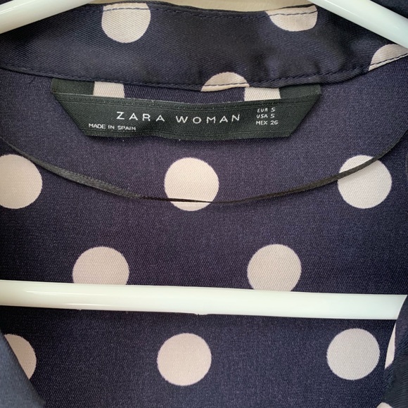 Zara Women tunic blouse. - Picture 2 of 5